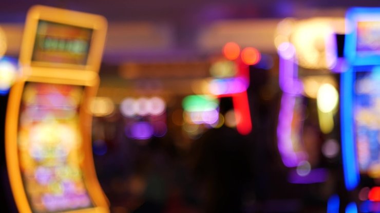 Cara menggunakan fitur sports betting dan live casino totoloka di smartphone